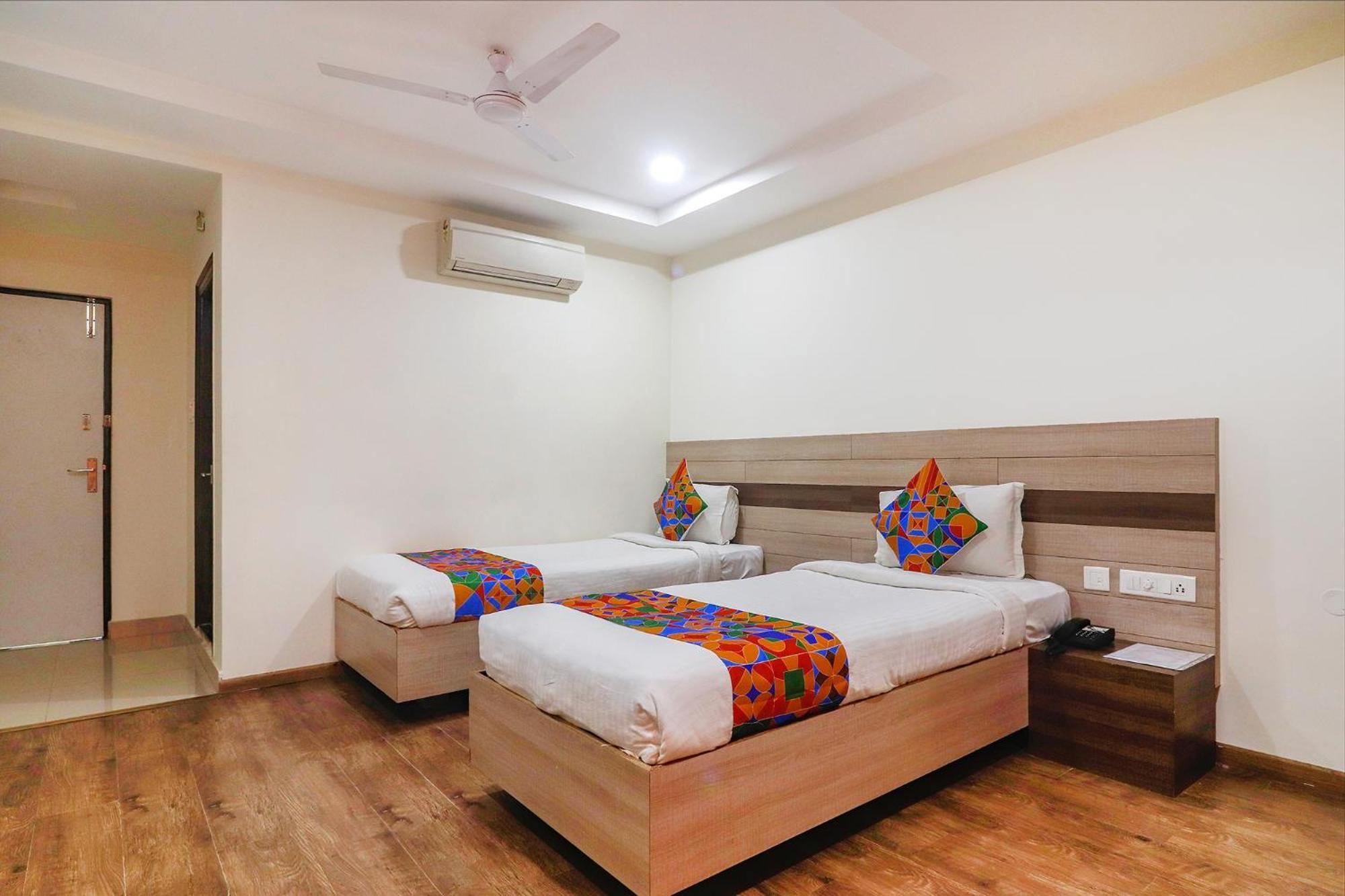 Fabhotel Pride Inn Financia - Nr Dlf Cyber City, Gachibowli Hyderabad Ngoại thất bức ảnh
