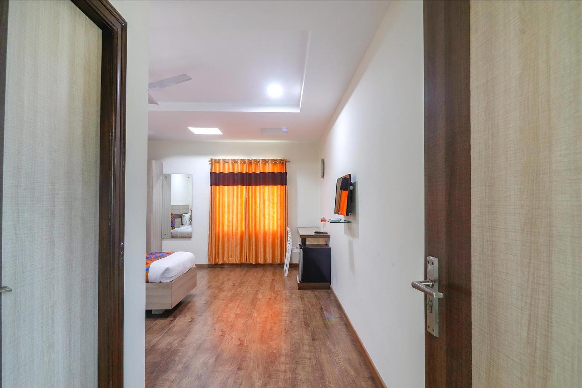 Fabhotel Pride Inn Financia - Nr Dlf Cyber City, Gachibowli Hyderabad Ngoại thất bức ảnh